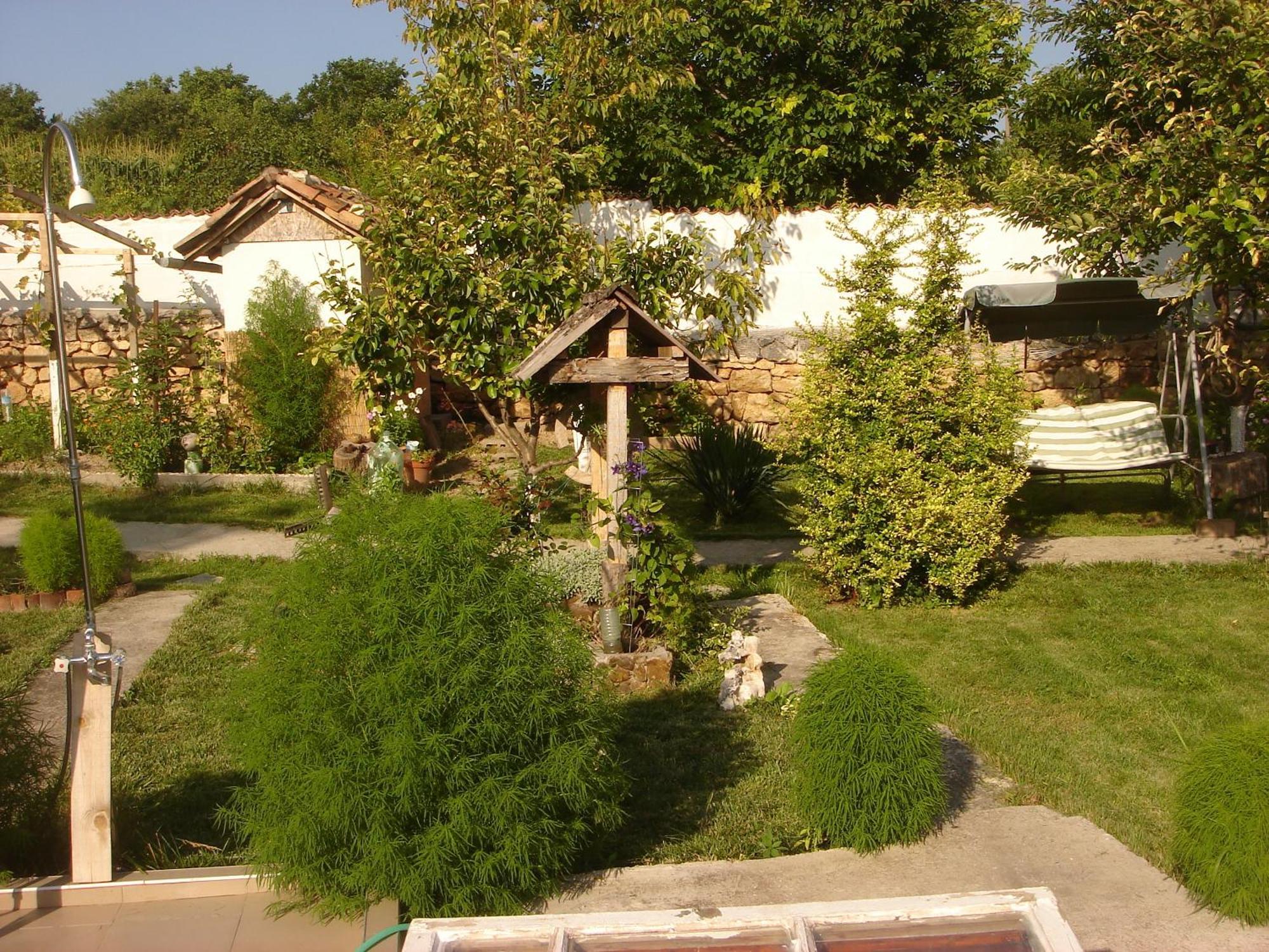 Къща Под Наем Petrova Hotel Cherven  Bagian luar foto